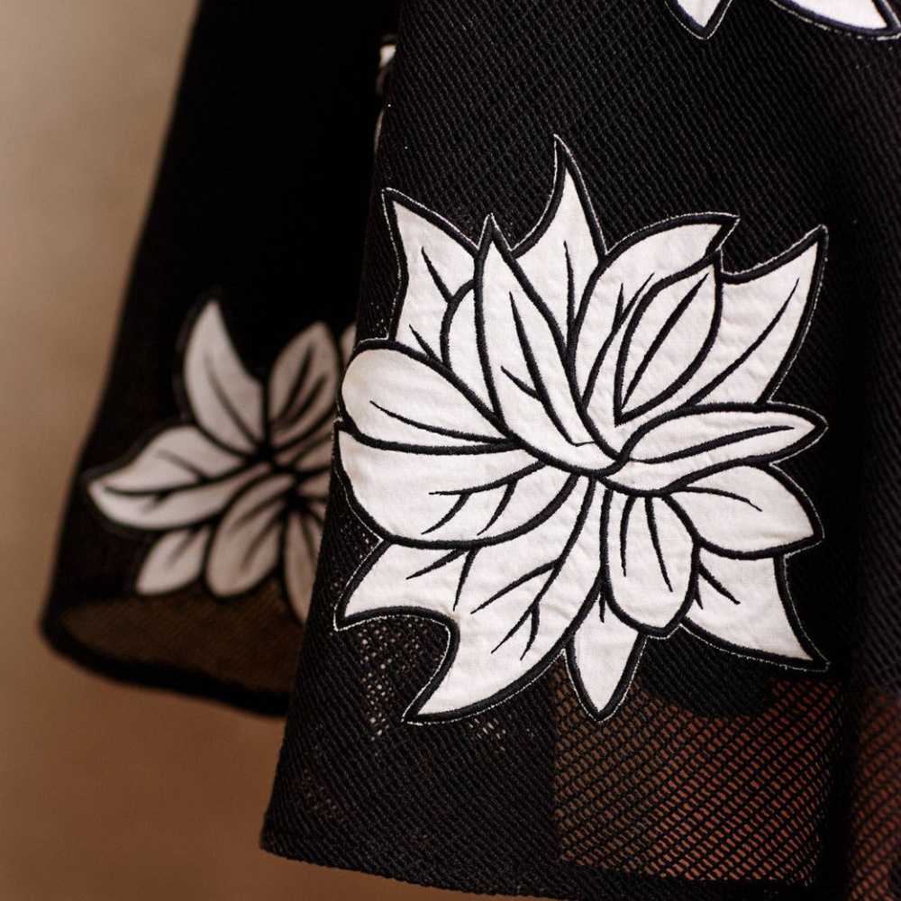 Anthropologie Contrabloom Floral Tulle Skirt By Tracy Reese size 8P Petite NWT - Picture 5 of 8